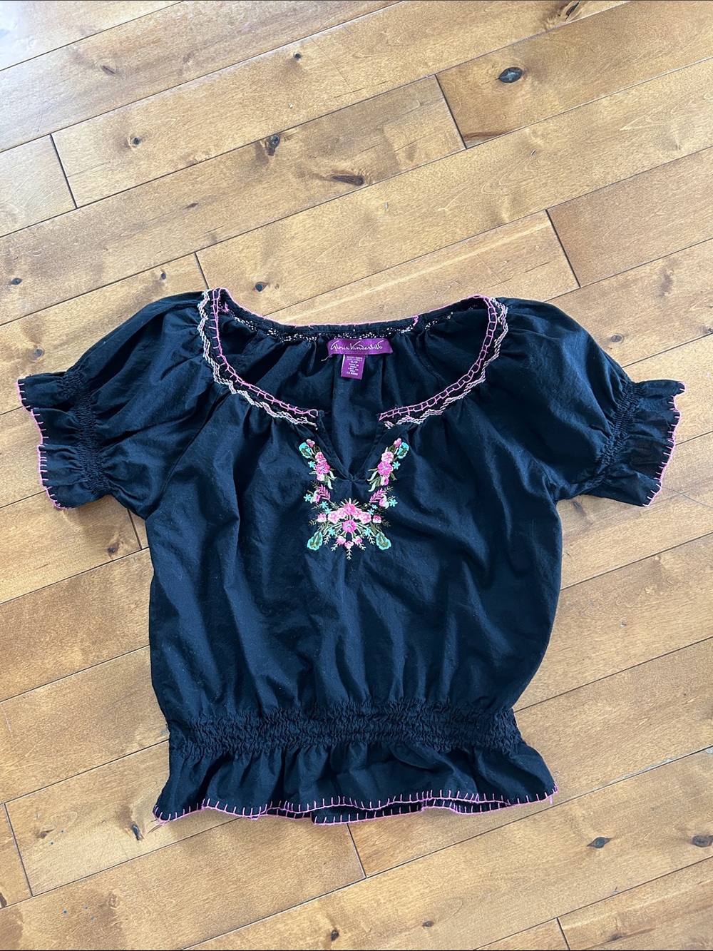 Gloria Vanderbilt Black Blouse with Pink Floral Embroidery
